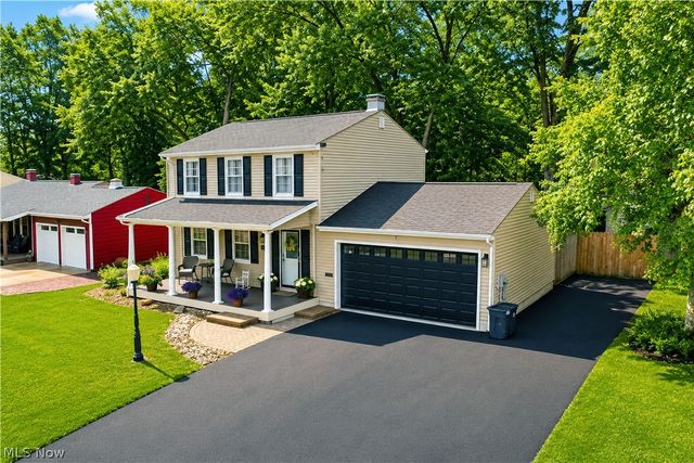 94 Camrose Drive, Niles, OH 44446