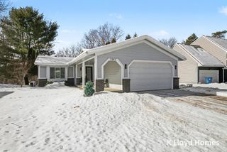 3345 Brook Trail SE, Grand Rapids, MI 49508