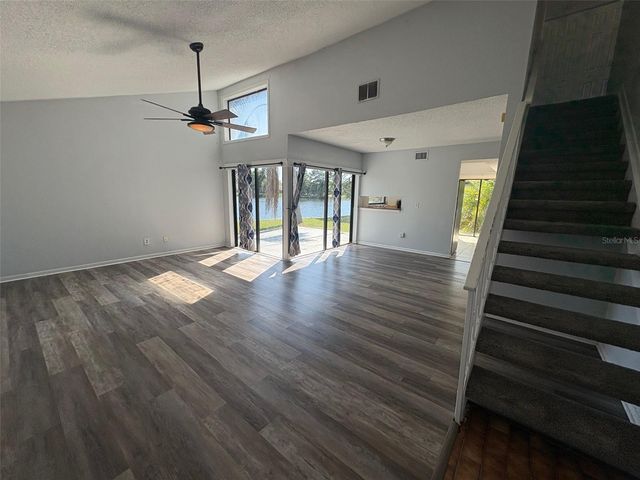 5112 BONNEDALE COURT, Tampa, FL 33624