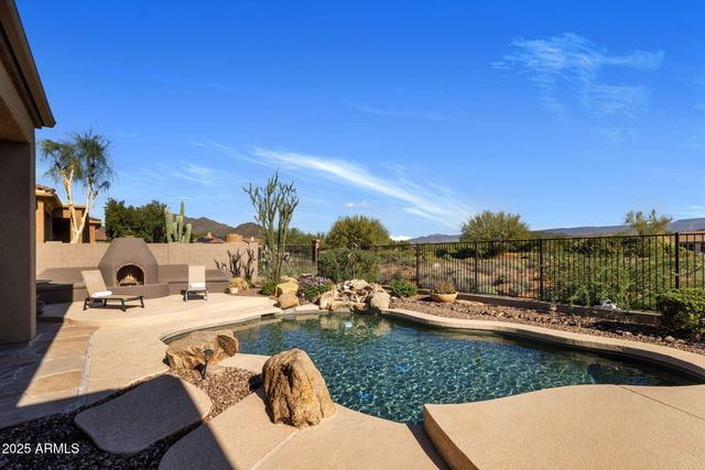 40619 N CANDLEWYCK Lane, Phoenix, AZ 85086