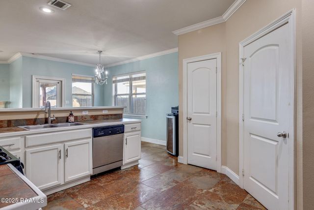 102 Still Waters Road, Broussard, LA 70518