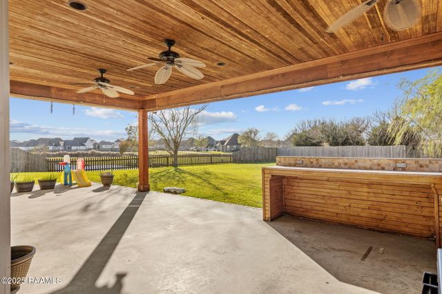 102 Still Waters Road, Broussard, LA 70518