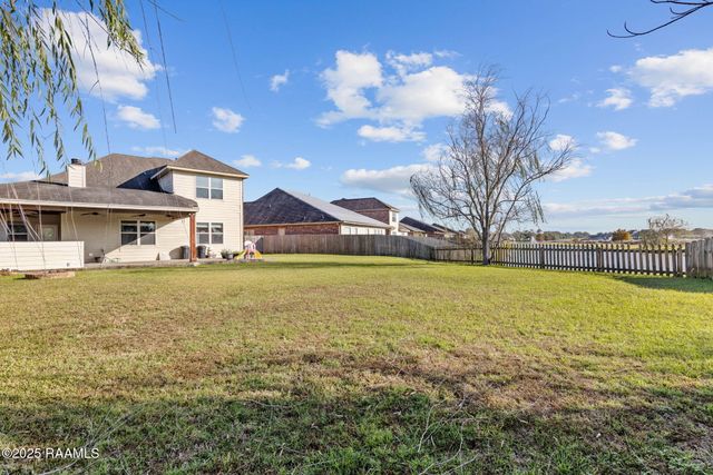 102 Still Waters Road, Broussard, LA 70518