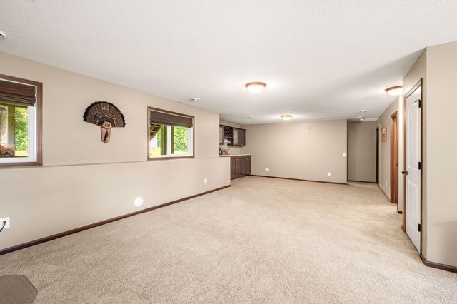 1617 129th Avenue NE, Blaine, MN 55449