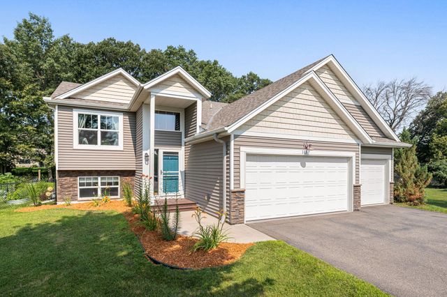 1617 129th Avenue NE, Blaine, MN 55449
