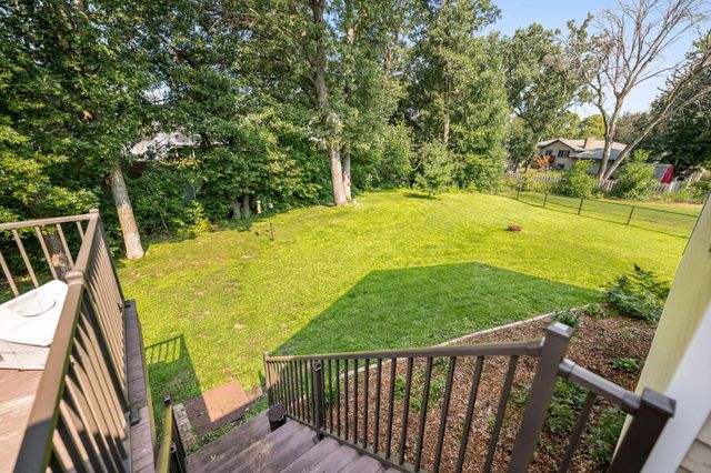 1617 129th Avenue NE, Blaine, MN 55449