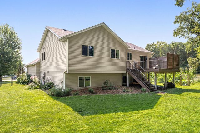 1617 129th Avenue NE, Blaine, MN 55449