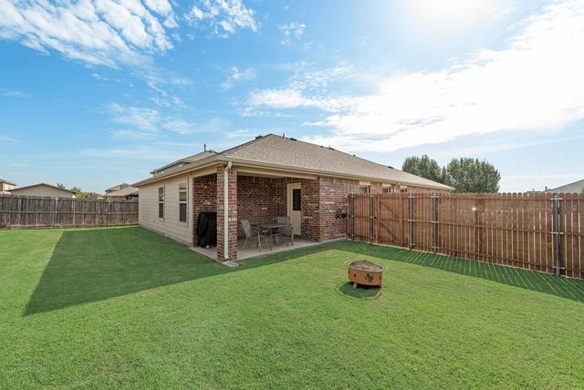 1204 Savannah Ridge Drive, Princeton, TX 75407