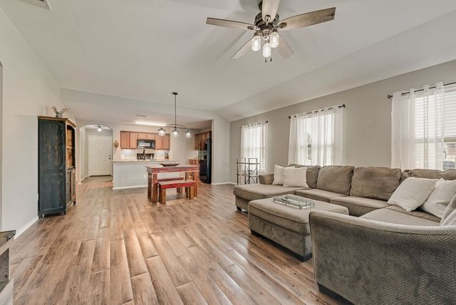 1204 Savannah Ridge Drive, Princeton, TX 75407