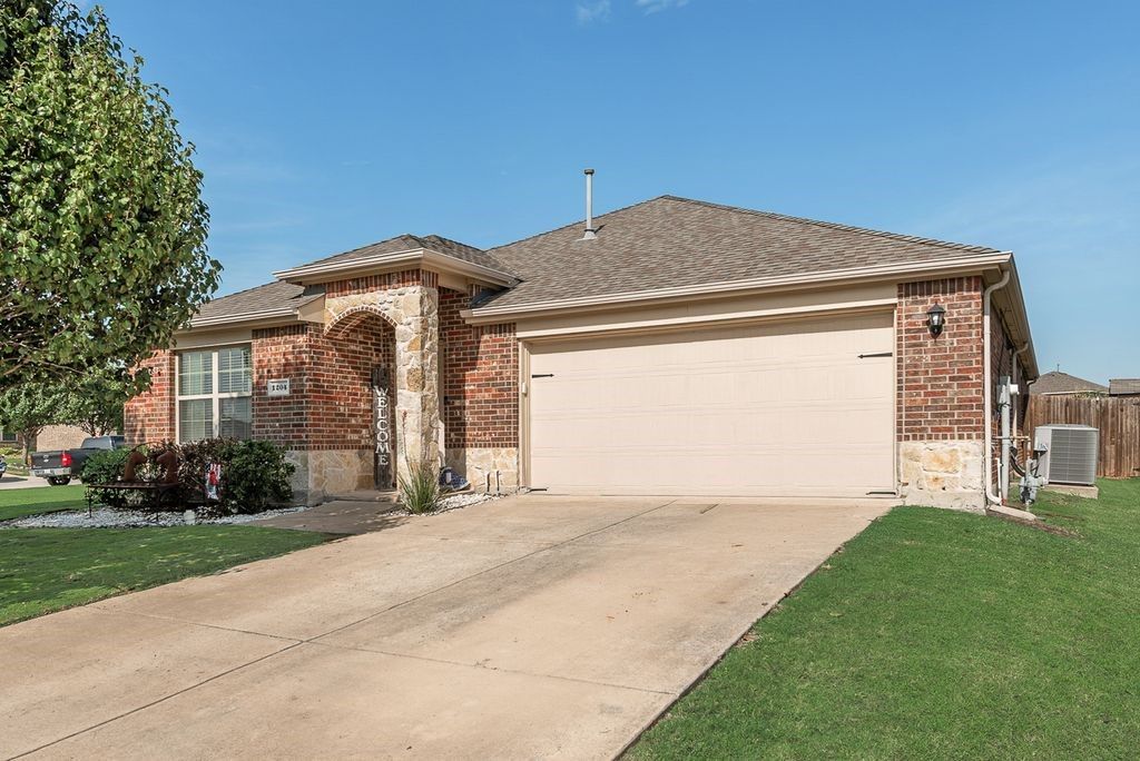 1204 Savannah Ridge Drive, Princeton, TX 75407