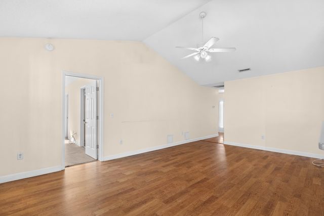 2375 Seaford Dr., Longs, SC 29568