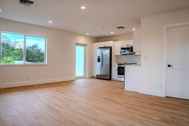 238 SE 1st Avenue 5, Delray Beach, FL 33444