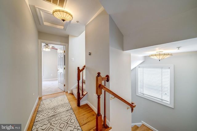 921 HARRISON CIR, Alexandria, VA 22304
