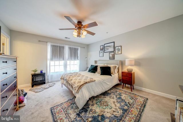 921 HARRISON CIR, Alexandria, VA 22304