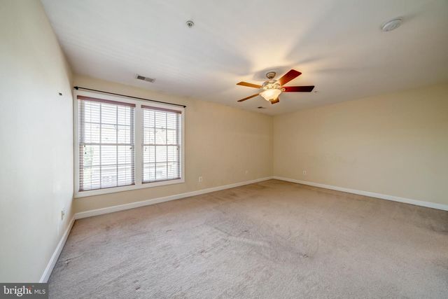 921 HARRISON CIR, Alexandria, VA 22304