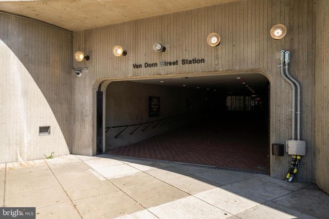 921 HARRISON CIR, Alexandria, VA 22304