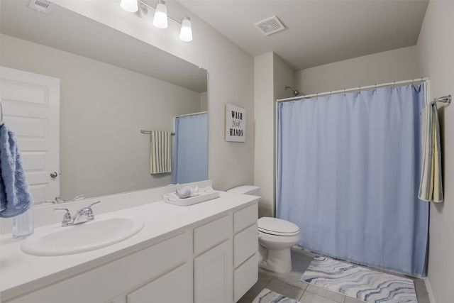 10905 Golden Barrel Court, Fort Worth, TX 76108