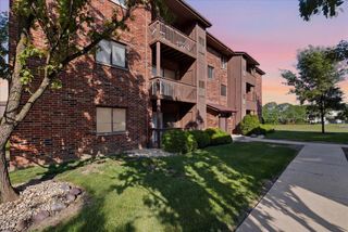 15805 Peggy Lane 6, Oak Forest, IL 60452