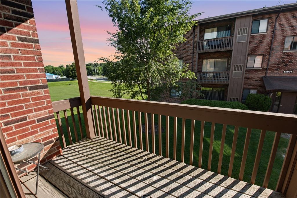15805 Peggy Lane 6, Oak Forest, IL 60452 — photo 2