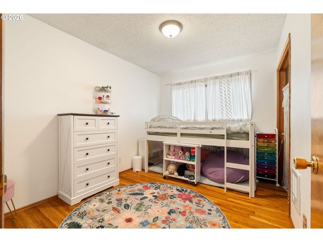 2867 Ne AZALEA St, Hillsboro, OR 97124