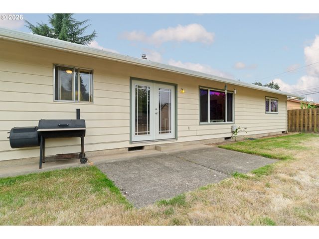 2867 Ne AZALEA St, Hillsboro, OR 97124