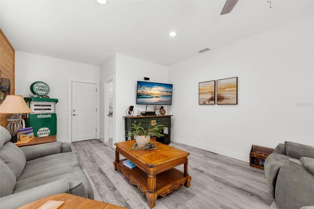 4162 NE 27TH LANE, High Springs, FL 32643