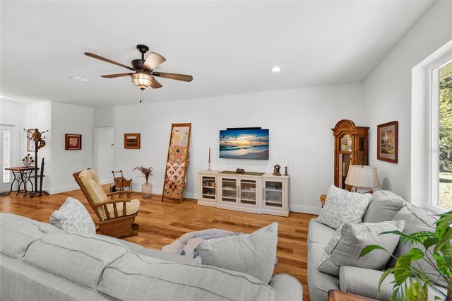 4162 NE 27TH LANE, High Springs, FL 32643