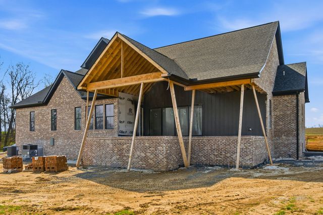 293 Aplin Branch Rd, Cottontown, TN 37048