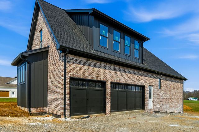 293 Aplin Branch Rd, Cottontown, TN 37048