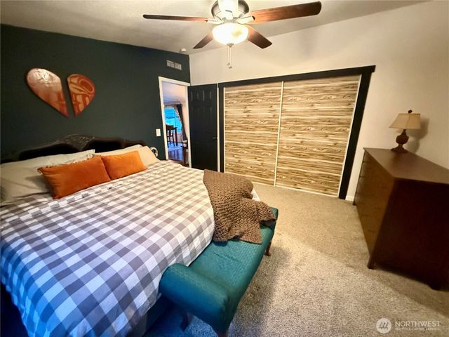 25411 96th Avenue E, Graham, WA 98338