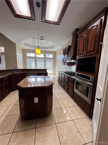 1301 San Felipe Drive, Mission, TX 78572