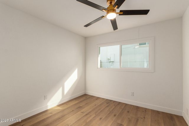 516 E GREENWAY Drive, Tempe, AZ 85282