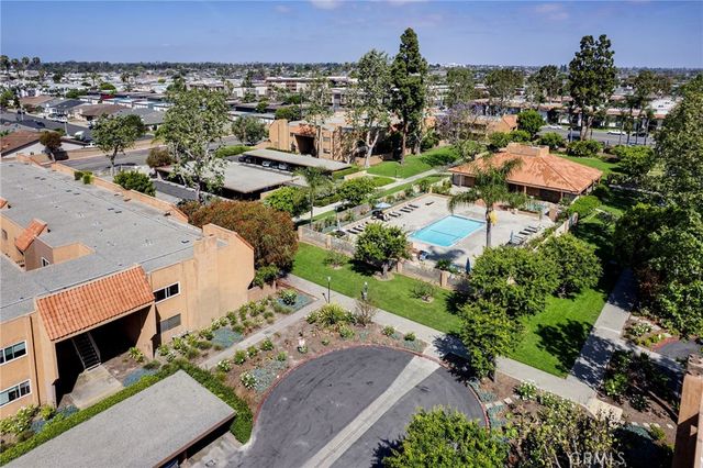 6600 Warner 48, Huntington Beach, CA 92647