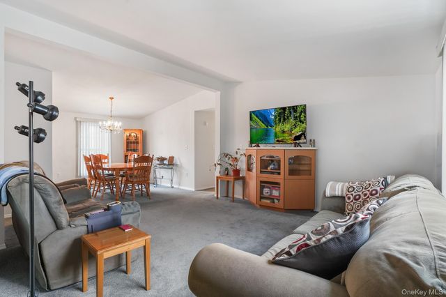 103 Vero Drive, Poughkeepsie, NY 12603