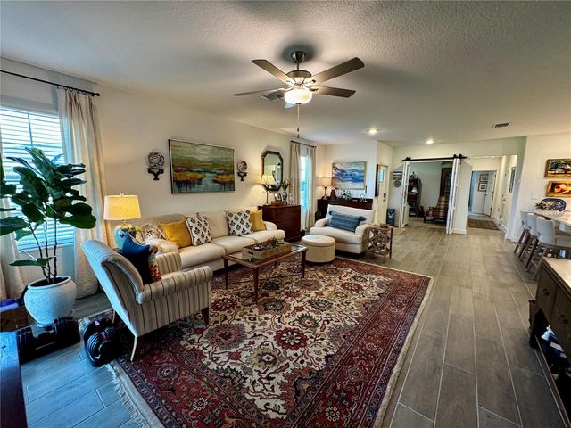 32040 GRIFFIN SANDS LN, San Antonio, FL 33576