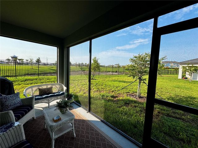 32040 GRIFFIN SANDS LN, San Antonio, FL 33576