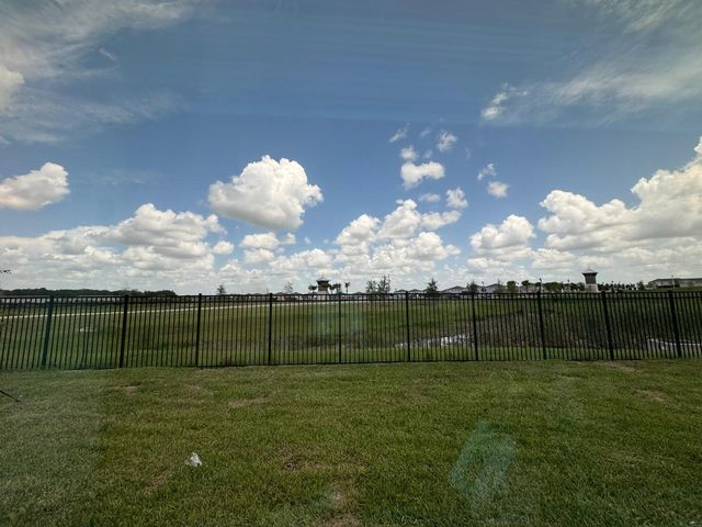 32040 GRIFFIN SANDS LN, San Antonio, FL 33576
