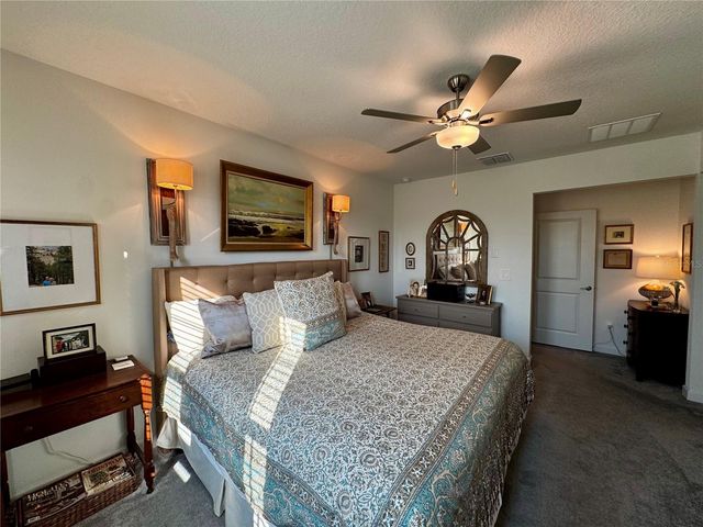 32040 GRIFFIN SANDS LN, San Antonio, FL 33576