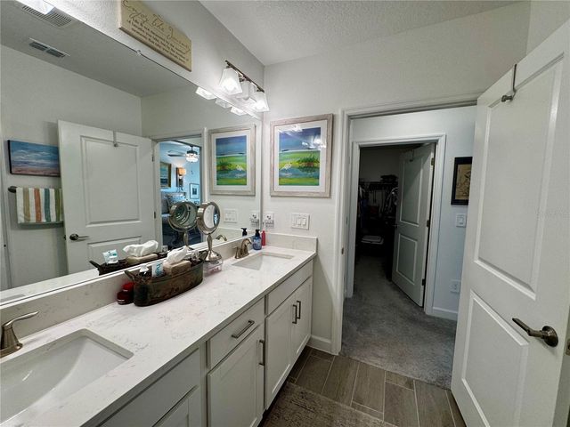 32040 GRIFFIN SANDS LN, San Antonio, FL 33576