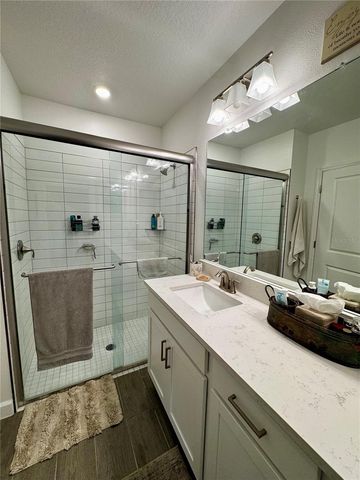 32040 GRIFFIN SANDS LN, San Antonio, FL 33576