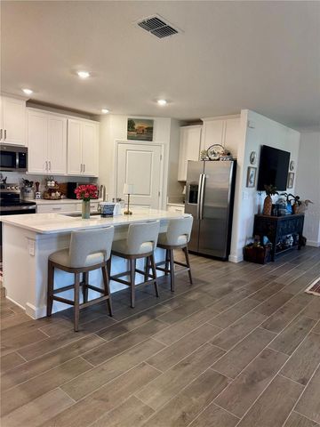 32040 GRIFFIN SANDS LN, San Antonio, FL 33576