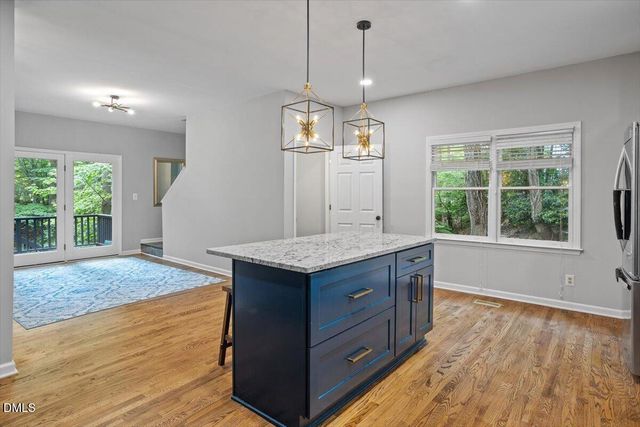 629 Brookview Drive, Chapel Hill, NC 27514