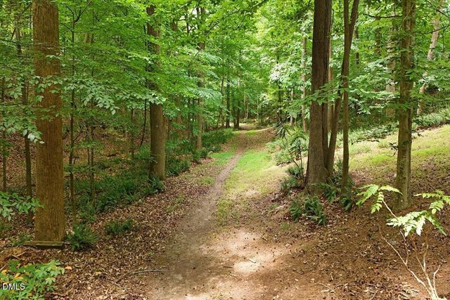 629 Brookview Drive, Chapel Hill, NC 27514