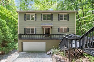 629 Brookview Drive, Chapel Hill, NC 27514