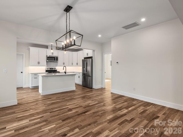 94 Spicewood Road, Weaverville, NC 28787