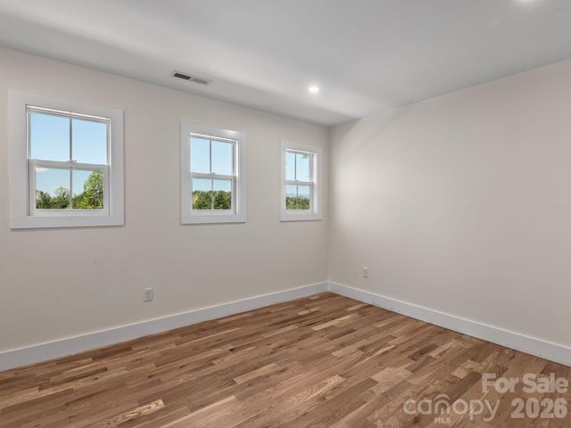 94 Spicewood Road, Weaverville, NC 28787