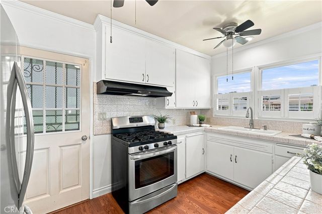 2522 Robinson Street, Redondo Beach, CA 90278