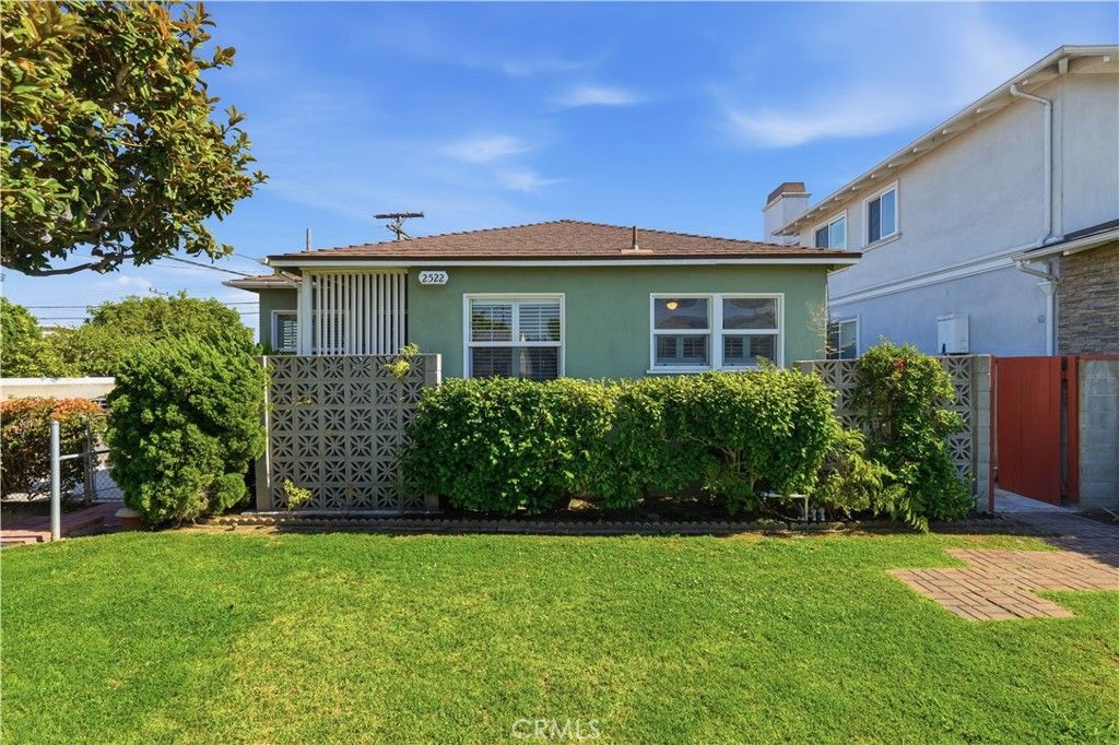 2522 Robinson Street, Redondo Beach, CA 90278
