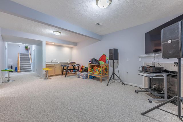 6552 Twin Lakes Drive, Mason, OH 45040