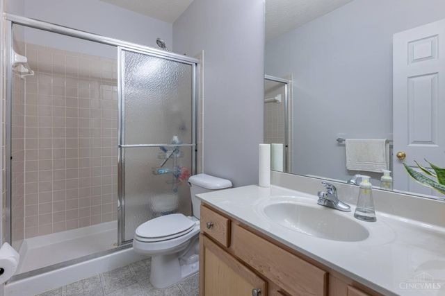 6552 Twin Lakes Drive, Mason, OH 45040